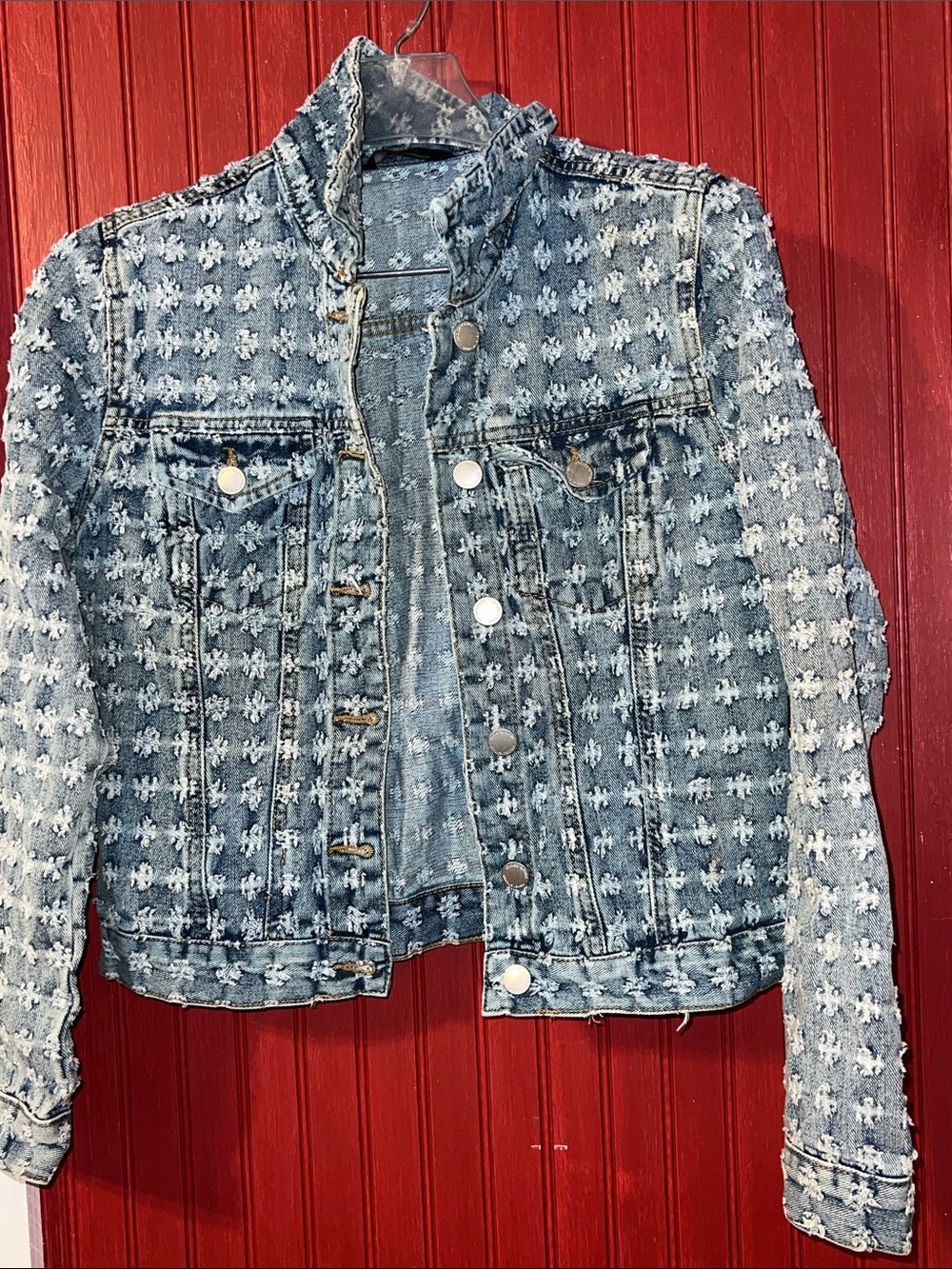 Textured Light Wash Denim Jacket - Light Blue Size M